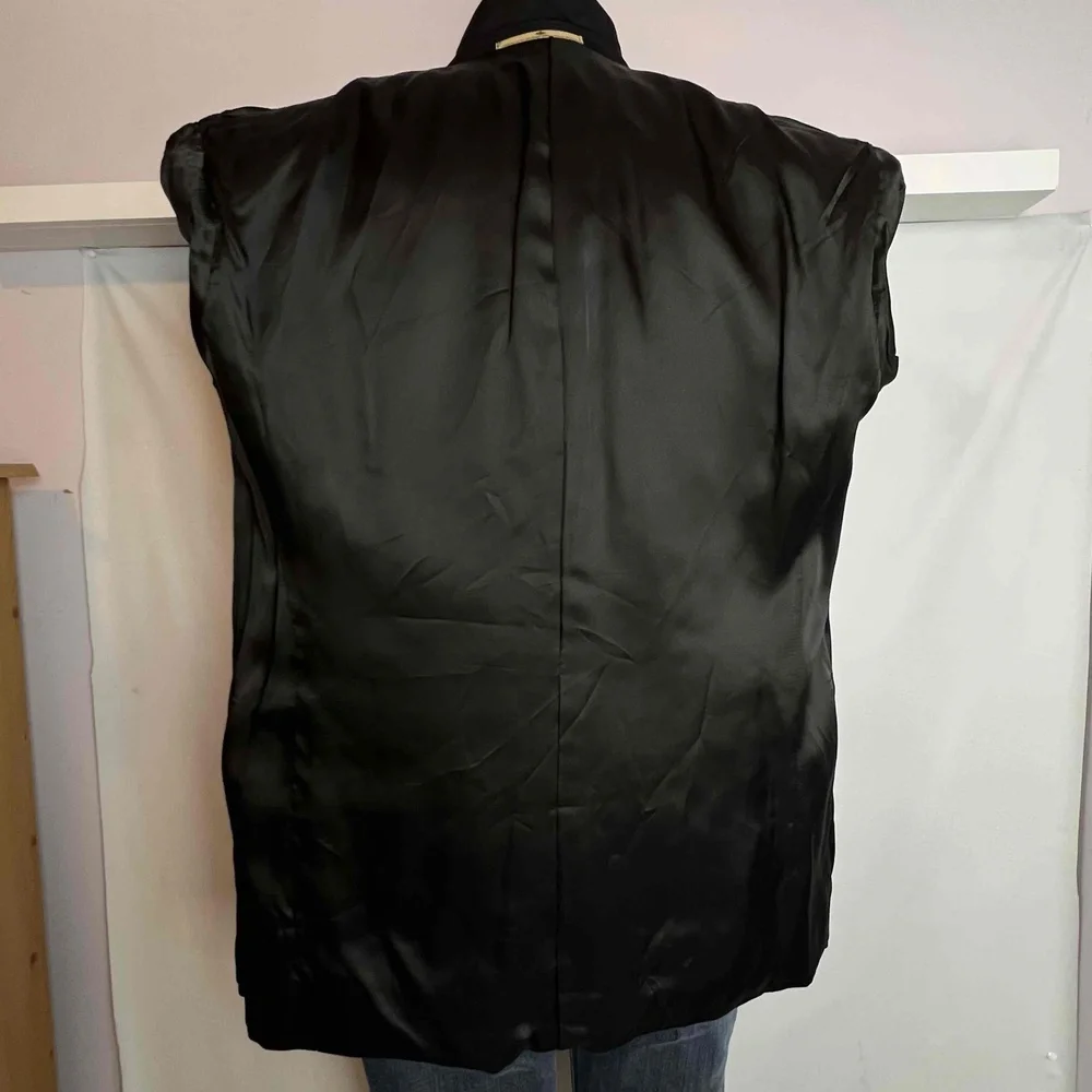 Joseph Abboud Black Size 43R‎ Two-Button Front Tuxedo Jacket
